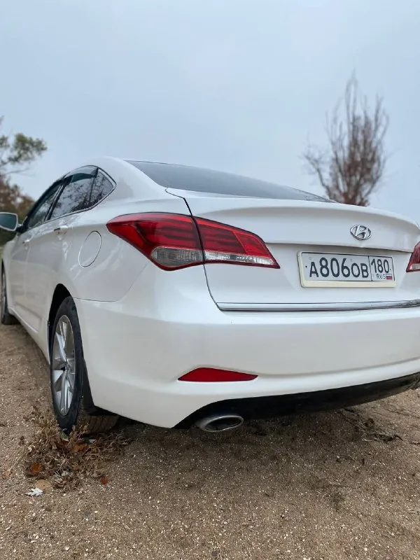 Hyundai i 40 2016 2.0 автомат 6 ст автомобиль в хоршем состоянии все исправно работает лкп и салон в порядке мотор коробка без нареканий по документам порядок будут вопросы звоните 830т +79498444328 г мариуполь - фотография - 3