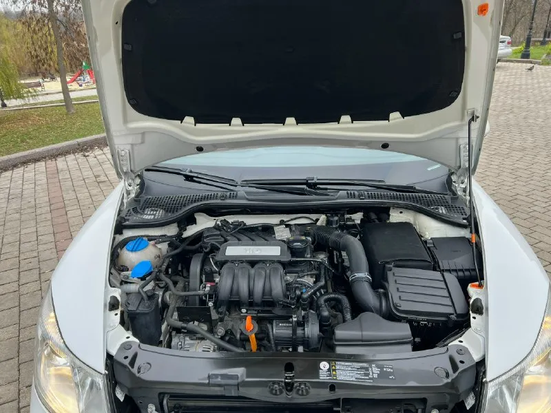 Skoda octavia 2012 года выпуска двигатель 1.6 mpi самый обычный коробка механика пробег 88000 км родного не смотаного без единого окраса любые проверки состояние нового автомобиля два ключа сигнализация с обратной с обратной связью зимняя резина все т. о проходила по регламенту цена 1 мл 200 тысяч +7 (949) 520-59-36 📞 звоните: +7(949)5205936 - фотография - 3