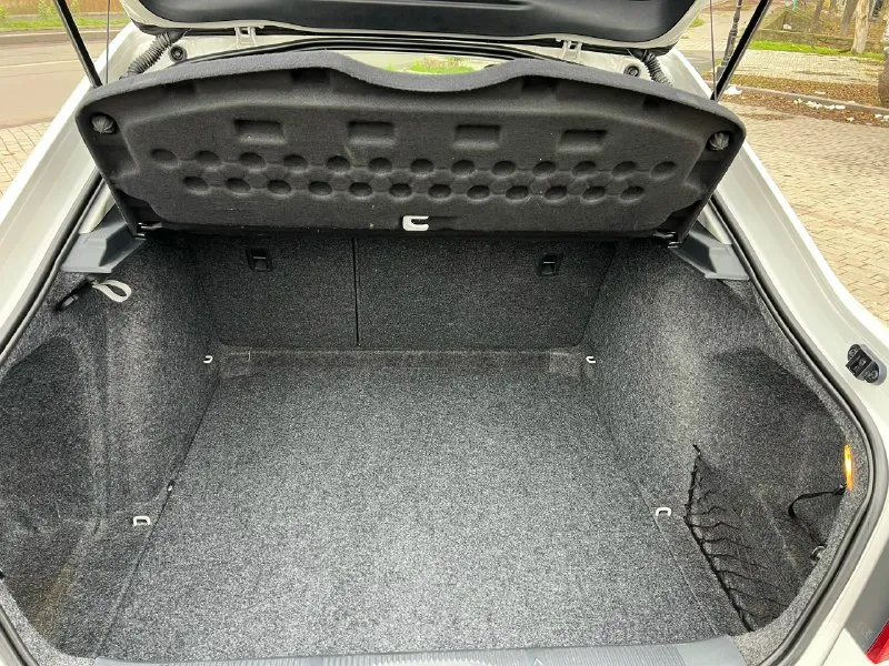 Skoda octavia 2012 года выпуска двигатель 1.6 mpi самый обычный коробка механика пробег 88000 км родного не смотаного без единого окраса любые проверки состояние нового автомобиля два ключа сигнализация с обратной с обратной связью зимняя резина все т. о проходила по регламенту цена 1 мл 200 тысяч +7 (949) 520-59-36 📞 звоните: +7(949)5205936 - фотография - 4