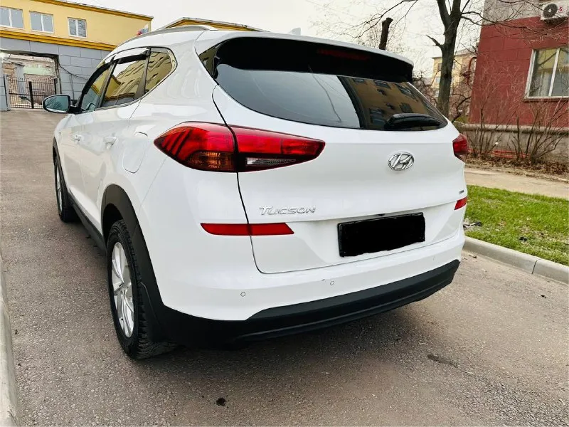 ‼️продам hyundai tucson‼️ конец 2019г|первая постановка на учет 2020г! мотор 2.0 бензин полный привод 4х4 коробка автомат работает идеально!! двигатель без посторонних звуков! подогрев сидений перед зад подогрев руля климат контроль двухзонный круиз контроль адаптивный поворотный свет сигнализация с автозапуском стекла все родные резина зима диски новые! мульте медиа мульте руль камера заднего вида авто без вложений!! птс оригинал 1 хозяин переоформление без проблем цена:2.100.000₽ ☎️все вопросы по телефону:+79591677371 - фотография - 4