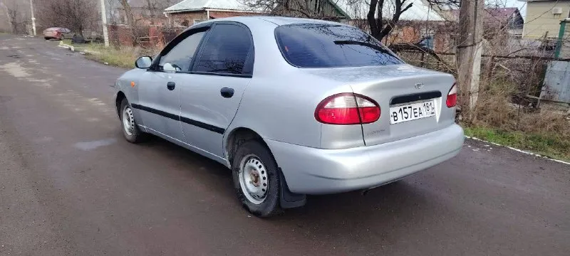 Продам ланос 2008 год! объем -1,5л. двигатель работает идеально не троит не дымит, масло не расходует! коробка полностью исправна, передачи переключает без хрустов! ходовая очень хорошая не чего не стучит и не гремит! салон не затертый, не просижен, весь пластик целый! дно завод, идеал! по электрике работает все что должно! стоит на хорошей зимней резине! у авто 1 хозяин с салона! в такси не была!!! осмотр г. мариуполь цена - 235 тысяч рублей! тел. +79495887028 - фотография - 5