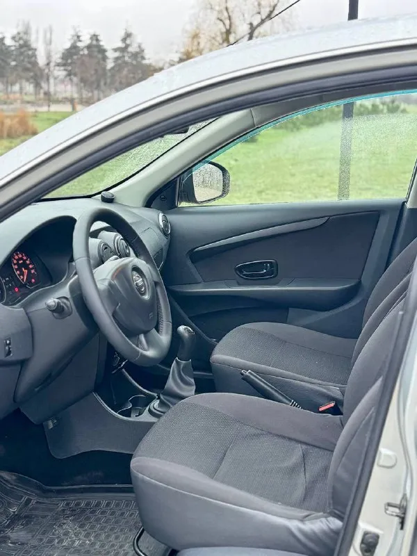 🚘 nissan almera g15 💰цена: 820 000р 🏢город: мариуполь 📅год выпуска: 2017 🧾пробег: 131 130 км. ⚙️двигатель: 1.6 16v ⛽топливо: бензин ⚙️кпп: механика 📞 телефон: +7-989-263-55-56 +7-949-551-91-52 +7-949-727-41-51 💾 описание: - фотография - 7