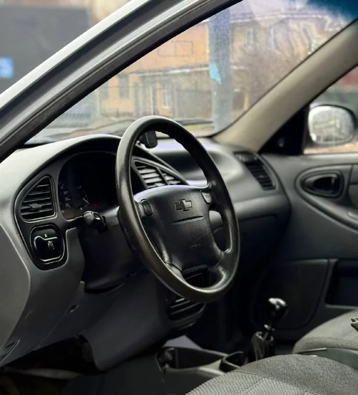 Шевроле ланос год выпуска 2007 мотор 1.5 бензин комплектация sx 2 владельца птс оригинал кондиционер стекло подьемники эур по кузову без рыжиков дно пороги целые по документам полный порядок технически в порядке все вопросы по телефону писать звонить в любое время видео обзор по запросу номер для связи +7 919 896 5615 также телеграмм +7 919 896 5616 💰цена 285.000 тысяч рублей - фотография - 8