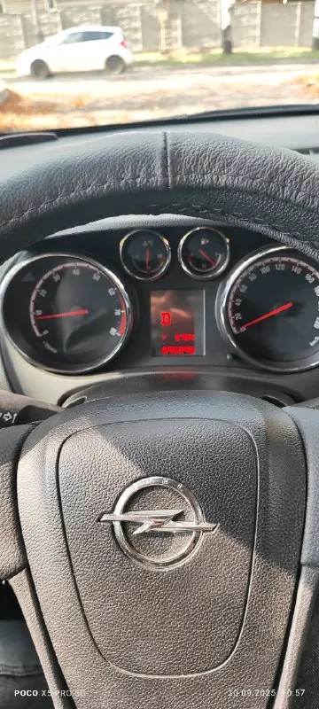 Продам opel мерива 2013г выпуска. 1.4 турбо бензин, акпп асин 6ти ступенчатый. штатная магнитола. машина полностью обслужена. цена 980.000₽ торг у капота. возможен обмен на авто дешевле с вашей доплатой. +79494788975. г. донецк 📞 звоните: +7(949)4788975 - фотография - 2