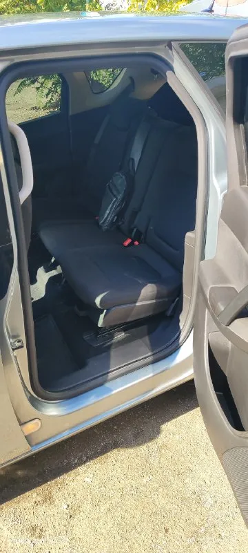 Продам opel мерива 2013г выпуска. 1.4 турбо бензин, акпп асин 6ти ступенчатый. штатная магнитола. машина полностью обслужена. цена 980.000₽ торг у капота. возможен обмен на авто дешевле с вашей доплатой. +79494788975. г. донецк 📞 звоните: +7(949)4788975 - фотография - 7