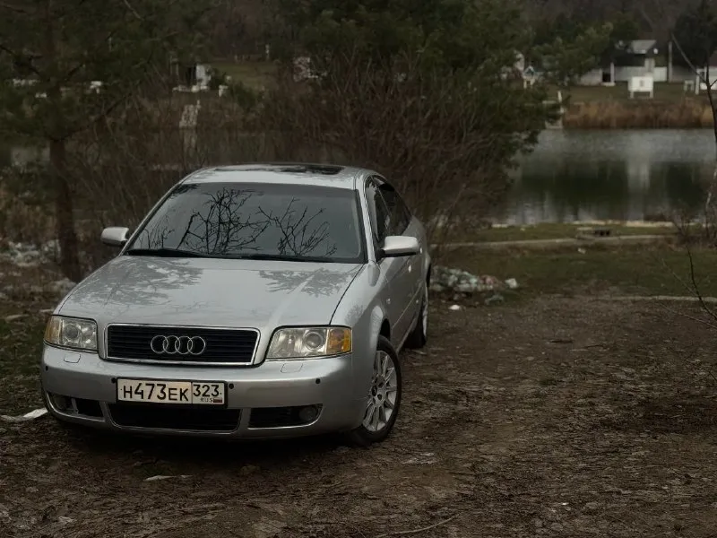 Ауди а6 2003 года 3.0. бензин пробег 202000. тысяч оригинал!! двигатель коробка без каких либо нареканий! кузов без единого рыжья. зеленая автотека ! очень богатая комплектация! мульти руль, электро сиденья, память сидений, люк, кожаные сиденья, климат контроль, круиз контроль, магнитофон андроид. доки чистые любое переоформление! цена 585.000 все вопросы +79494637048 - фотография - 5