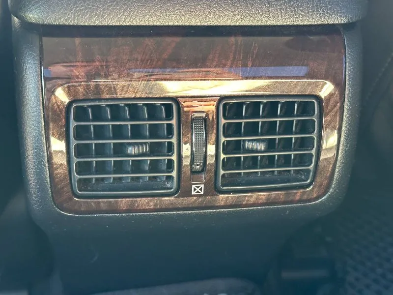 Продаю toyota камри 2016 г. пробег 138000. сам хозяин, один владелец. 2200000. +79370968889 📞 звоните: +7(937)0968889 - фотография - 8