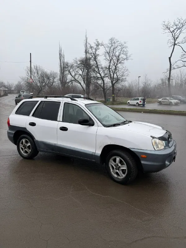 🎁 hyundai santa fe 🎁 2.4 бензин автомат машина в отличном состоянии 🔥 двигатель коробка нареканий никаких, переключает плавно без рывков и пинков, ничего не течет не троит ✅ ходовка мячик, никаких стуков хрустов и тд ✅ электрика вся в штатном режиме: стеклоподъемники кондиционер мультируль круиз сенсорная мультимедиа все работает в штатном режиме 🔥 новая зимняя резина приятный салон кузов не гнилой, пороги ланжероны стаканы все в отличном состоянии ✅ документы любое переоформление, никаких обременений, я собственник✅ 🔥цена 485 тысяч рублей 🔥 макеевка +79496732627 📞 звоните: +7(949)6732627 - фотография - 2