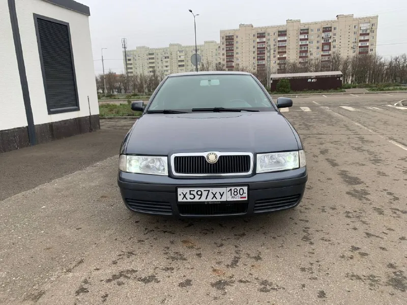 Skoda octavia tour 1.6 год 2009 пробег 206т родной в автомобили крашена две детали всего все стёкла... - фотография
