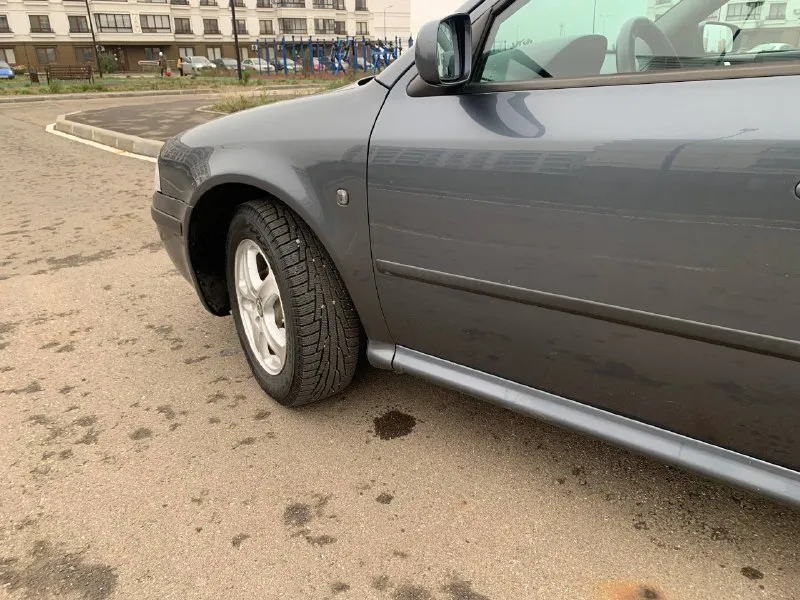 Skoda octavia tour 1.6 год 2009 пробег 206т родной в автомобили крашена две детали всего все стёкла заводские 3 хозяина автомобиль полностью обслужен все четыре стойки новые рычаги новые сцепление новые резина новая грм помпа всё свежее тормозная система также обслужена мотор работает идеально в общем пишите звоните +79496347909 г. мариуполь цена 620т - фотография - 6