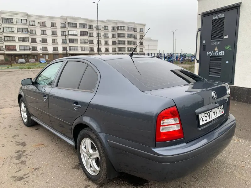 Skoda octavia tour 1.6 год 2009 пробег 206т родной в автомобили крашена две детали всего все стёкла заводские 3 хозяина автомобиль полностью обслужен все четыре стойки новые рычаги новые сцепление новые резина новая грм помпа всё свежее тормозная система также обслужена мотор работает идеально в общем пишите звоните +79496347909 г. мариуполь цена 620т - фотография - 9