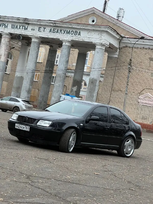 Продам volkswagen jetta(bora) 2001г. в 2.0 автомобиль завезен с америки в 2010г. пробег указан в мил... - фотография