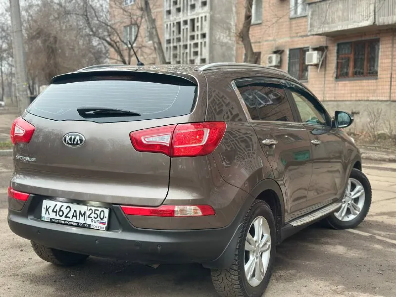 Kia sportage мотор 2 л, бензин ( без задир 100 %, смотрите 9 фото ), 2013 год, автомат, 200 000 оригинального пробега, автомобиль с минимальными подкрасами (косметическими), без дтп, без расчетов, технически автомобиль в отличном состояние, работает идеально как на холодную так и на горячую, не дезелит и не цокатит, автотека идеальная номера не скрываю проверяйте, автомат отрабатывает отлично без пинков и рывков, по ходовой части все отлично, ничего не стучит, не гремит, автомобиль юридический чист, без залов, без штрафов и ограничений, готов к переоформлению, диски на r17, реально живой sportage, c хорошей историей и с реально живой техникой ✅
Цена 1 420 000 готов торговаться у капота донецк, +79490963384
Покупайте авто у проверенных продавцов, смотрите мой профиль телеграм (+79493303716 или мой ник avto_lider_dnr) там все отзывы моих клиентов, всем добра 🤝✅
📲 Tg: @avto_lider_dnr
📞 Звоните: +7(949)0963384 - фотография - 3