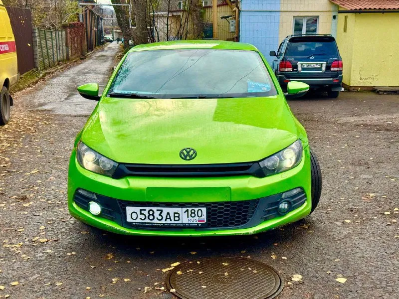 Продам volkswagen сироко 2011г в хорошем состоянии без вложений 1 000 000 с торгом только у капота т... - фотография