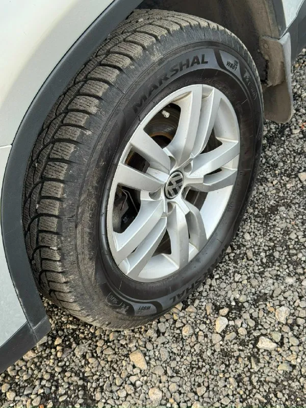 Цена 1420 000 рублей volkswagen тигуан / volkswagen tiguan 1 рест 2014 в родном окрасе❗️ мотор 1.4т, новая турбина коробка автоматическая климат контроль, датчик температуры за бортом бортовой компьютер, датчик дождя, датчик света, задний парктроник с камерой заднего вида, подогрев сидений (3 режима), подогрев зеркал, мультируль, установлена магнитола, шумоизоляция. ходовая в идеальном состоянии! возможно продажа в кредит! автотеку скину по запросу. на этом номере телеграмм +7949 333 17 30 📞 звоните: +7(949)3331730 - фотография - 8