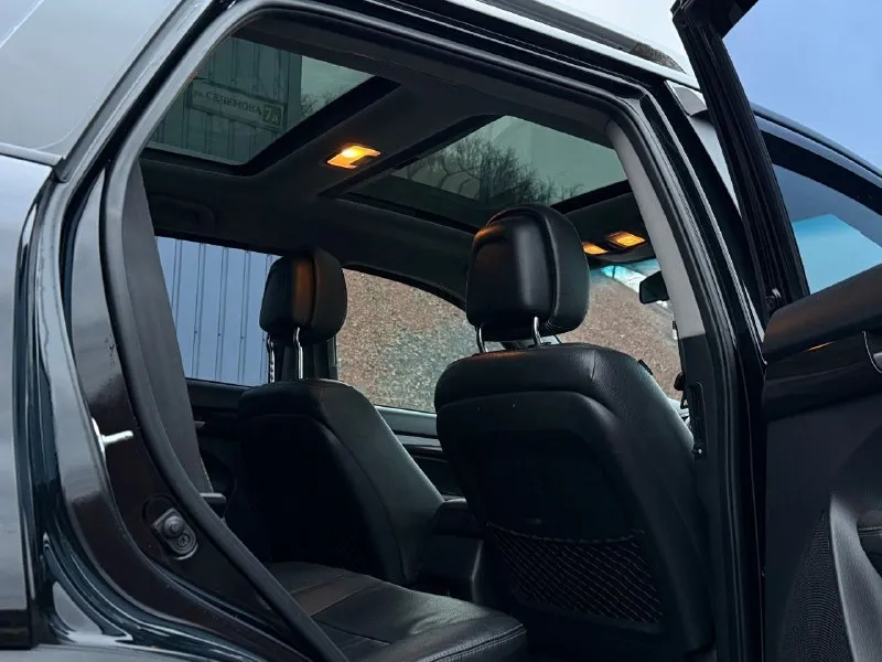 В продаже
Kia sorento
Год выпуска 2011
Кузов весь в заводском окрасе
Мотор и коробка работает идеально
Ходовая часть в идеальном состоянии
Днище в отличном состоянии
Салон ухожен
Полностью весь обслужен
Документы в порядке
Полное переоформление в мрэо
Самая максимальная комплектация
7 Мест
Панорамная крыша
Полный привод
Старт стоп
Без ключевой доступ
Камера заднего вида
Климат контроль
Круиз контроль
«И т. Д. ».
Все вопросы по телефону
+79495098886
Цена 1 400 000 - фотография - 8