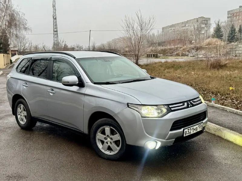 ❗️❗️❗️срочно❗️❗️❗️ mitsubishi outlander 2012 г. в. ✅двигатель 2.4 ✅коробка вариатор ✅авто в хорошем состоянии. ✅кожаный салон, электрорегулировки сидений, мультируль, подогревы сидений, мультимедиа, камера заднего вида, круиз контроль, датчик дождя, света. цена 1050000т. р. 📞📞☎️+79494009366 📲 tg: @vladislav511511 📞 звоните: +7(949)4009366 - фотография - 3