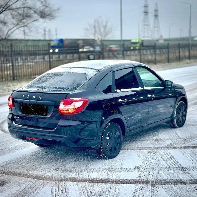 Lada granta 2024г. , 26т, км. , ✅ мотор 1.6 🚀 кондиционер ❄️ в заводском окрасе ✅ состояние нового авто 🔥 два ключа 🔑 один владелец1️⃣ зеленейшая автотека ✅ юридическая чистота - фотография - 4