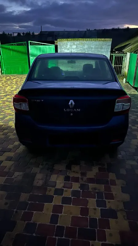 Продам renault logan 2 цвет: синий металлик (rpg) кондицеонер работает исправно пробег 150000 весь о... - фотография