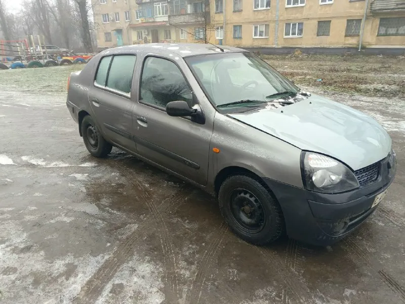 Продам renault симбол 1.4 мотор двигатель и коробка без нареканий по ходовой мягкая скл и поехал гнили нет вообще цена 160 торг +79494944139 📞 звоните: +7(949)4944139 - фотография - 2