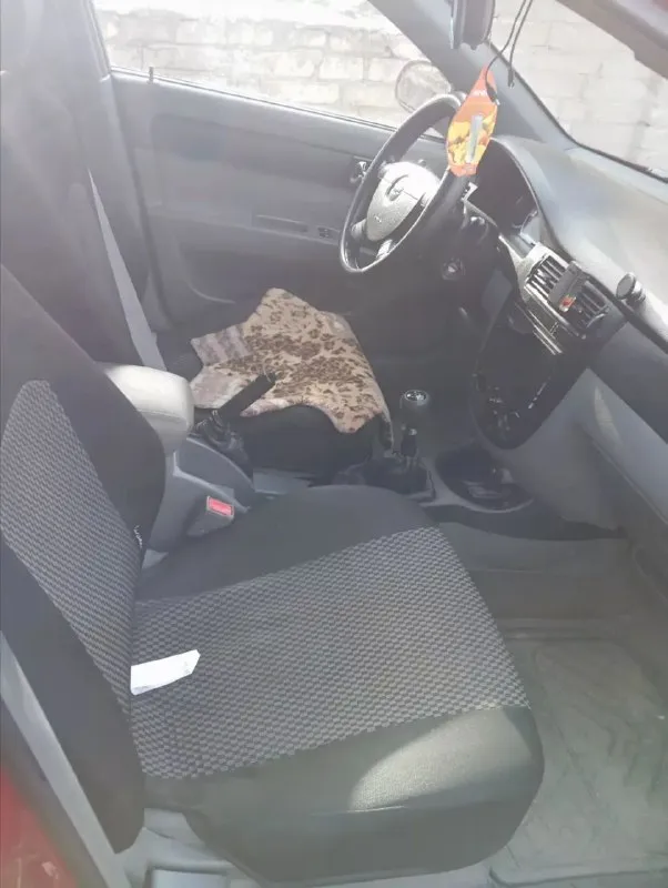 Продам лачетти 2007 год двигатель 1.8 газ бензин мкпп пробег 144 т в хорошем состоянии цена 530т в родном краске 79490048464 📲 tg: @haitovt 📞 звоните: +7(949)0048464 - фотография - 4