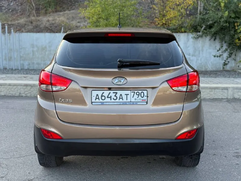 +79494999290 цена: 1.250.000 год: 2014 объем двигателя: 2.0 кпп: автомат привод: полный в продаже hyundai ix35, отличный паркетник на полном приводе, техническая часть обслужена, вложений не требует, кузов в заводском окрасе, авто без дтп. осмотр: донецк 📞 звоните: +7(949)4999290 - фотография - 4