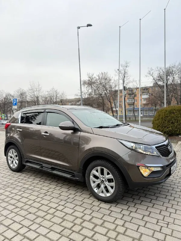 Продам kia sportage год выпуска 2014 родной пробег 213 000 мотор 2 л бензин двс двигатель после капитального ремонта ! коробка автомат цена 1 480 000 вся в родном окрасе коробка автомат комплектация люкс +79497934920 - фотография - 3
