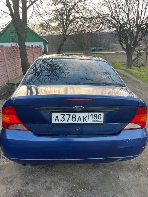 Продам ford фокус 1 - го поколения 2003 г. общий пробег 361 тыс. двигатель контрактный, работает отл... - фотография