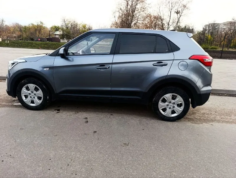 Продам hyundai крета 18 год 1.6акпп состояние отличное 2 хоза пробег 100 комплектация кондиционер подогрев сидений эур абс есп блютуз эл стекло подъемник и тд цена 1 670 т р возможен обмен на обмен дороже тел+79591348924 👤 📞 звоните: +7(959)1348924 - фотография - 6