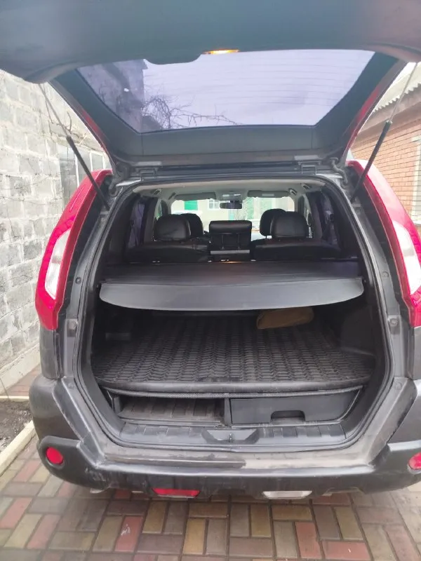 Доброго времени суток. продам nissan x-trail 2011года. 2.5 работает отлично, коробка 6-ти ступенчатая, вариатор после кап. ремонта, на гарантии, послее ремонта проехала 300км. ходавая часть полностью в порядке, машина обслужена, на полном боевом ходу. стоит новая зимняя резина, в подарок отдам новую летнюю на дисках. пробег 216км. цена 1.250.000,срочная продажа, с торгом. г. ханженково +79493597207 📞 звоните: +7(949)3597207 - фотография - 4