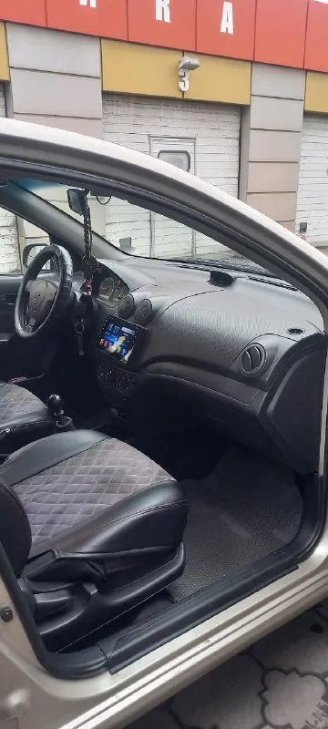 Продам машину заз вида. брал её в декабре 2013 г. в автосалоне г. луганск с нуля (один владелец). двигатель f15s3 простой и надёжный 8 клап. опелевский, масло не берет. мкп. салон чисты, внутри никогда не курили. комплектация: - гидроусилитель руля. - кондиционер работает. - фары биксенон. - противотуманки ксенон. - передние стеклоподъёмники. - камера заднего хода. - видеорегистратор botslad dash 1080p full с датчиком удара в режиме парковки. - магнитола 10 андройд диагональ 9 (6гб/128гб). gps, bluetooth, wi-fi, экран 1280×720. - зимняя резина на железных дисках r 14. - летняя на титанах r 14. в машине нечего делать ненужно, сел и поехал. кузов без коррозии. хранение гараженное. цена 590 тыс. руб. осмотр в лнр г. красный луч. +79591293074 📞 звоните: +7(959)1293074 - фотография - 6