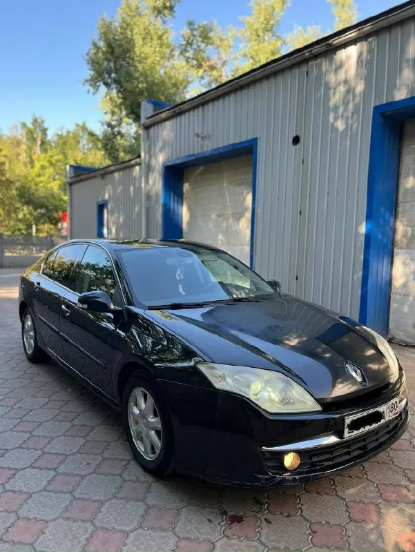 Продам renault лагуна годы выпуска 2008 объем: 2.0 турбо коробка автомат в хорошей комплектации. все... - фотография