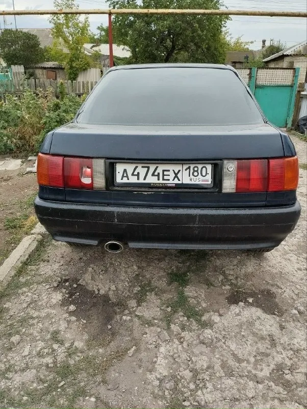 Продам audi 80 год выпуска 1990 объем мотора 1.8 авто на ходу не гнилая всё работает полный покет документов находится в г. донецк кировский район цена 110 без торга писать в лс +79495110495 📞 звоните: +7(949)5110495 - фотография - 3