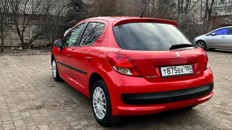 Здравствуйте продам peugeot 207 2010 год, в собственности уже давно, я второй владелец вложений никаких не требует, автомобиль полностью обслужен и готов к дальнейшей эксплуатации, двигатель, коробка передач абсолютно без нареканий, никаких не исправности нет, работает все в штатном режиме в дтп не участвовала, в комплекте колеса зима/лето, за машиной ухаживала, и своевременно обслуживала, сигнализация с автозапуском, хорошая мультимедиа, камера заднего вида. за машину не стыдно готова на любые проверки, подробно на все вопросы отвечу по телефону +7949684-48-38 цена 510 000₽. 📞 звоните: +7(949)6844838 - фотография - 5