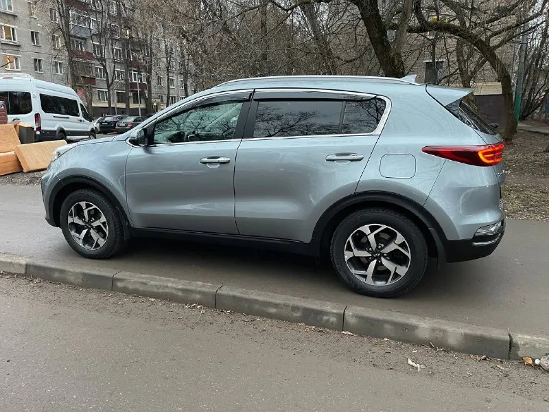 Kia sportage 2019г.
Цена 1.920.000 торг
Мотор 2.0i (150 л. С. )
Акпп автомат aisin (6ст)
Привод fwd
Пробег 83 тыс
Один хозяин
Официальный авто, куплен и обслужен у оф. Дилера
Колёса зима и лето🎁
Салон кожа
Без ключевой доступ
Кнопка start/stop
Тонировка
Обогрев сидений
Обогрев лобового стекла
Обогрев руля ☝️
Климат контроль 2-ух зонный
Круиз контроль
Полноцветный дисплей
Led фары
Датчики дождя и света
Колеса r17
Электропривод зеркал
Парктроники, камера заднего вида
Мультируль
Тел: +79499717949 осмотр донецк
Ватсап, телеграмм +79779106272
📞 Звоните: +7(949)9717949 - фотография - 2