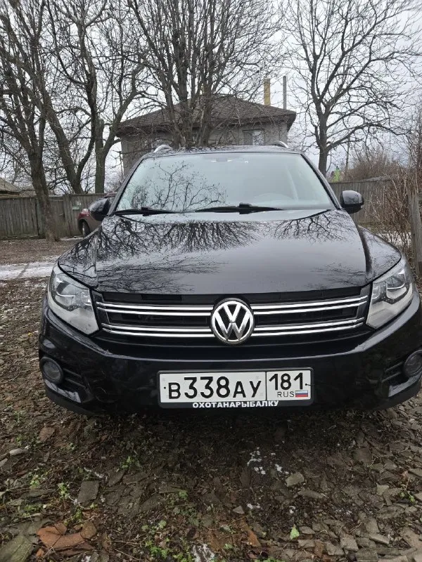 Volkswagen tiguan 2.0 tsi аt, 2016 г. 💰 цена 1 750 000 рублей (торг) ☎️+79591092941 передний привод, отличное состояние, бережный уход, два комплекта колёс, зима и лето на дисках! в туманках установлены линза zorkiy m15 compact bi-led, основной свет zorkiy r8 max power led. керамическое покрытие кузова автомобиля. вложений не требует! собственник! пробег 150т. км нe крученый, проверен! заменен комплект цепей грм на 140к, по регламенту. движок, коробка, ходовая в идеальном состояние. коробка автомат aisin (нe dsg). любые проверки за ваш счет. в салоне не курили. своевременно обслуживался. видео обзор авто по запросу. осмотр г. свердловск, лнр. реальному покупателю торг! 📞 звоните: +7(959)1092941 - фотография - 3