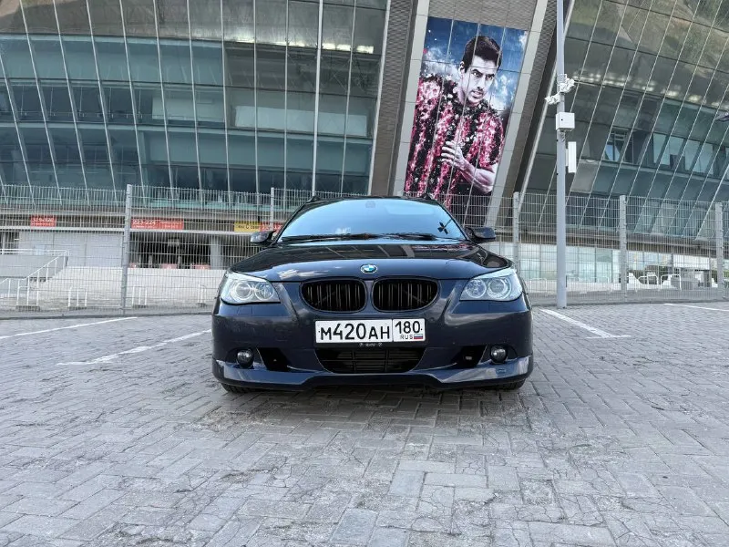 Продается bmw e-61 530d m57n2 2006г. 304535 пробег. в донецке с 2022г. один хозяин, цепи заменены, егр заглушен, саженый удален, downpipe, прошита stage-1, демпфер заменен, все прокладки заменены, масло в коробке заменено, турбина заменена, вся золовка сделана, проще написать чего на делал за это время, почти все акты выполненных работ есть, два комплекта дисков с резиной, климат работает, радиатор кондиционера заменен. по комплектации: бесключевой доступ, проекция, спорт сиденья полностью электро с памятью, панорама не течет, большой монитор русифицирован, едет очень бодро. 1300000 +79494181253, телега на этом же номере. - фотография - 6