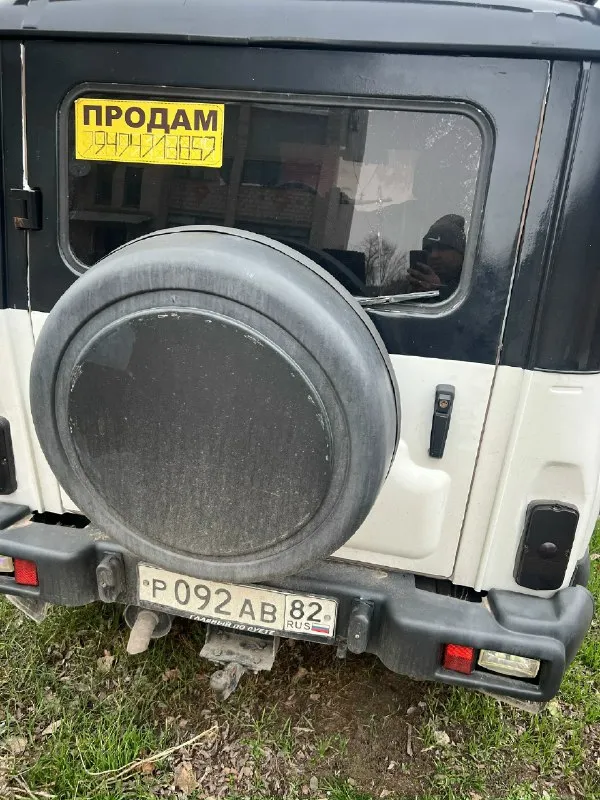 Продам уаз 315196 год выпуска 2011, мотор инжектор 409-й шепчет, коробка раздатка мосты без нареканий, везде масла заменены, в охлаждайку залит антифриз зелëный, машина выглядит на 5+ салон ухоженный чистый, техничка на 5, стоит музыка 4 динамика + саб магнитола процессорная аура, подсветка салона две печки с доп насосом для улучшения прокачки системы, гур, эвоковрики, шноркель поставлен по уму а не для колхоза, багажник, грязевые колëса на фото и видео всë видно и слышно цена 700.000₽ торг +7-949-608-49-10 📞 звоните: +7(949)6084910 - фотография - 4