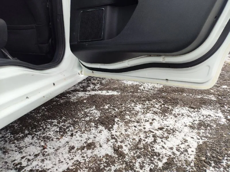 Продам ford mondeo 4, 2009 года выпуска, 2.3 двигатель duratec 161 л. с., акпп 6 ступенчатая aisin tf-81sc, бельгийская сборка. менее 1000 км назад менял акпп на контракт с пробегом 60к. также были заменены 2 передних рычага, рулевые тяги, задние стойки стабилизатора, заменены подушки двигателя и акпп. двигатель работает ровно, не троит, обороты не плавают, ошибок нет. двухзонный климат, подогрев сидений, подогрев лобового. по кузову есть сколы, авто не новое. кости целые, лкп в целом не плохо сохранилось. срочных вложений не требует. комплект лета в подарок, на сезон хватит. я хозяин, авто на мне, езжу каждый день. осмотр в донецке, на боссе. любые проверки за ваш счёт. цена 900 000. на недостатки скину. +79494814840 📲 tg: @c_hania 📞 звоните: +7(949)4814840 - фотография - 9