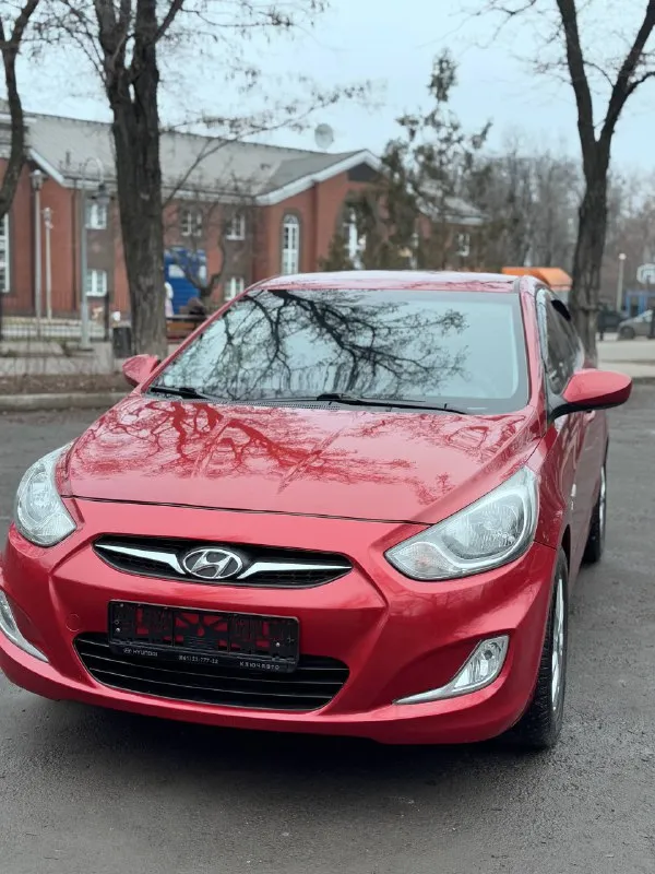 ✅в продаже hyundai solaris 1.6, год выпуска 2011, родной пробег 180.000! самая максимальная комплектация на механике 1.6 ✅family 5mt! без дтп! не такси ! самая зелёная автотека! ( по запросу скину )любые проверки за ваши деньги) идеальное ✅техническое и внешне состояние! все стёкла родные! два комплекта колёс ! ✅идеальное состояние салона автомобиля! за автомобиль не стыдно, за автомобилем ухаживали и следили! авто без вложений ✅кузовное состояние идеальное! быстрому покупателю разумный торг! возможен обмен ( с вашей доплатой ) цена подарок 860.000🎁 звонить 📞 +7 (949) 126-72-83 звонить 📞 +7 949 563 9877 (также телеграмм) 📞 звоните: +7(949)1267283 - фотография - 2