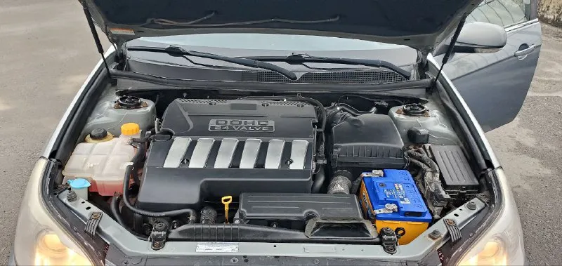 Продам шевролет эпику 2012 год механика 2 литра самый надежный двигатель и коробка беспроблемный пробег 185.000. машина в идеальном состоянии в родном окрасе за исключением 1 крыла косметика без дтп машина без ржавчины без жучков и прочих недостатков стекла вокруг заводские двигатель коробка ходовая всё в отличном состоянии машина обслужена без вложений 2 комплекта резины 2 ключа с автозапуском и многое другое документы хрустально чистые остальная информация по телефону цена 760.000 тор. т +79494932503 +79490036029 - фотография - 10