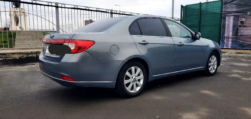 Продам шевролет эпику 2012 год механика 2 литра самый надежный двигатель и коробка беспроблемный пробег 185.000. машина в идеальном состоянии в родном окрасе за исключением 1 крыла косметика без дтп машина без ржавчины без жучков и прочих недостатков стекла вокруг заводские двигатель коробка ходовая всё в отличном состоянии машина обслужена без вложений 2 комплекта резины 2 ключа с автозапуском и многое другое документы хрустально чистые остальная информация по телефону цена 760.000 тор. т +79494932503 +79490036029 - фотография - 6