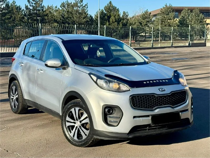 Kia sportage официал 2018 год выпуска двигатель 2.0 бензин коробка автомат пробег 139 тыс. Км автомобиль в отличном состоянии, кузов весь в заводском окрасе ! Вложения не какого не требует от слова совсем ! В машине есть все для комфорта, кондиционер, датчики света, и дождя, подогревы сидений передних, и задних, подогревы зеркал, зоны дворников, многофункциональная магнитола usb, bluetooth, громкая связь, камера заднего вида, и многое другое ! Г. Донецк цена 1.865 тыс. ₽ звоните остальное по +79495210885
📞 Звоните: +7(949)5210885 - фотография - 6