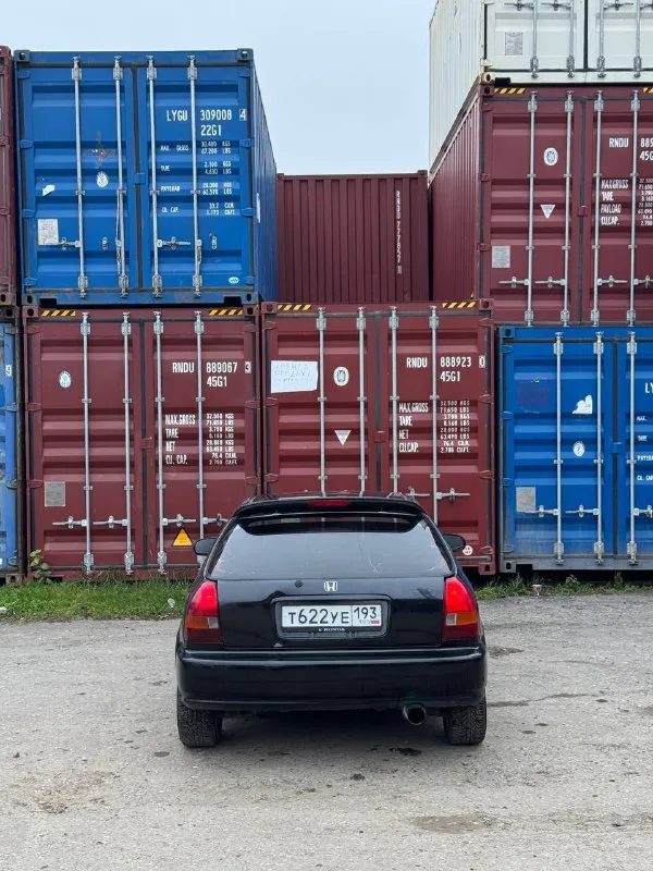 Продам honda civic vtec машина в хорошем состоянии, на полном ходу, без каких либо нареканий, на зимней резине. мотор d15b3stage 140 сил🔥 машина реально едет, дарит невероятные эмоции. ни гнилая, ни ржавая, свеже крашенная. мотор капиталился, пробег 10тыс км после капиталки. на учете, никаких проблем с переоформлением не будет. машина находится в донецке. цена:390.000 +79493421572 или телеграмм @m9unek - фотография - 3