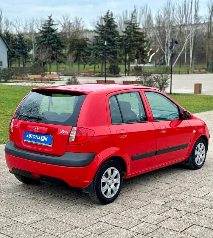 ❤️ hyundai getz 1.4 gl 💰цена: 670 000р 🏢город: мариуполь 📅год выпуска: 2008 🧾пробег: 121 619 км. ⚙️двигатель: 1.4 16v ⛽топливо: бензин ⚙️кпп: автомат 📞 телефон: +7-949-727-41-51 +7-949-551-91-52 +7-989-263-55-56 💾 описание: 👌 городской хэтчбек идеально подойдёт на каждый день начинающему водителю. надежный двигатель g4 в паре с классической автоматом. 🔴 кузов крепкий, без коррозии 🔴 один хозяин, птс оригинал 🔴 оригинальный пробег 🔴 гаражное хранение ✅ кондиционер морозит шикарно, подушки безопасности, электропакет, гур, abs, центральный замок, магнитола с usb, отличная зимняя резина. улица шевченко 2️⃣6️⃣9️⃣ 🏦 возможна продажа в кредит по двум документам. - фотография - 6