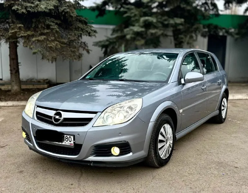 Продам автомобиль опель сигнум, двигатель 2.2 коробка автомат 5 ступенчатая 2003 года выпуска. автомобиль в хорошем состоянии территориально находиться город донецк цена 520000 тысяч рублей звоните по номеру +7949560769 - фотография - 2