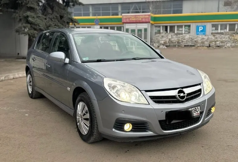 Продам автомобиль опель сигнум, двигатель 2.2 коробка автомат 5 ступенчатая 2003 года выпуска. автомобиль в хорошем состоянии территориально находиться город донецк цена 520000 тысяч рублей звоните по номеру +7949560769 - фотография - 3