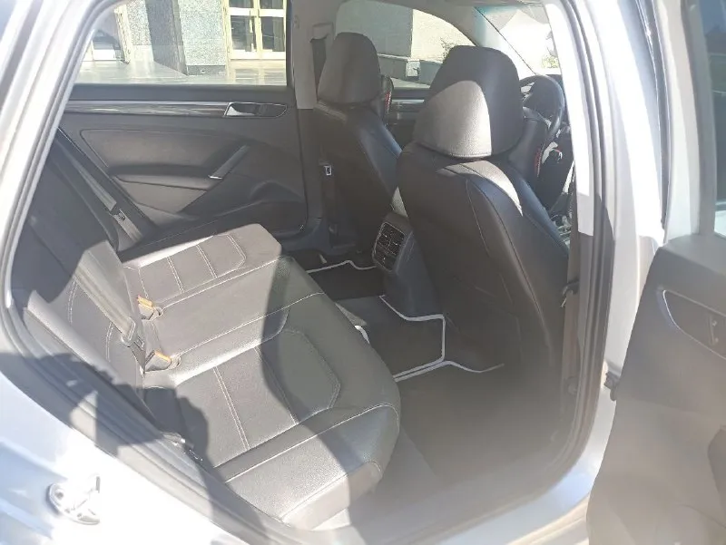 Volkswagen passat год выпуска: 2016 тип кпп: автоматическая объем двигателя: 1.8 литра тип топлива: бензин пробег: 129 000 км цена: 💥 1 680 000 ₽💥 дополнительная информация: кожаный салон двух-зонный климат контроль подогревы сидений люк мультируль резина зима лето на дисках +7 949 313 47 90 📞 звоните: +7(949)3134790 - фотография - 5