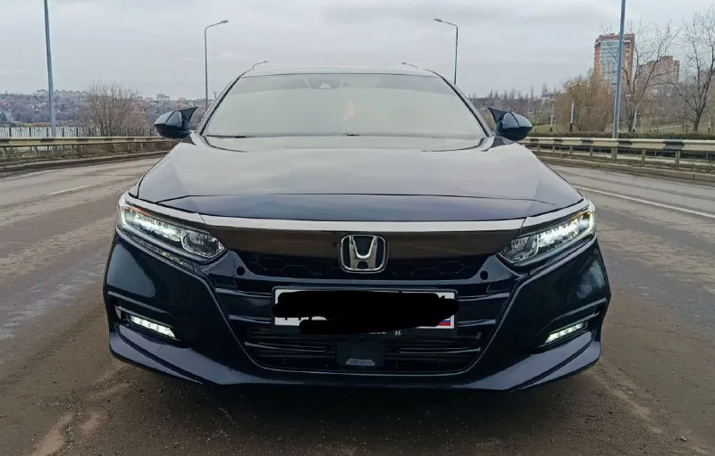 🚗 продаётся honda accord x 1.5 turbo 🚗 📅 год выпуска: 2020 ⚙️ двигатель: 1.5 turbo (194 л. с.), бензин ⚙️ кпп: автомат (cvt) ⛽️ расход: от 7л/100 км 📍 пробег: 78 000км 📌 привод: передний 🪪 птс: электронный / я владелец 💡 комплектация: — адаптивный круиз-контроль, удержание полосы. — камера заднего вида — мультимедиа с carplay / android auto — комбинированый салон — двухзонный климат — амбиентная подсветка салона ⠀ ✅ машина в отличном состоянии, ничего делать не нужно, сел и поехал. ✅ вся электроника работает ✅ своевременное обслуживание, свежие масла и фильтра ✅ готов к проверкам на любом сто ⠀ 💰 цена: 2.4 млн торг 📞 звоните / пишите: +79493484338 📍 осмотр: донецк/макеевка 📞 звоните: +7(949)3484338 - фотография - 4