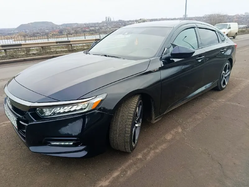 🚗 продаётся honda accord x 1.5 turbo 🚗 📅 год выпуска: 2020 ⚙️ двигатель: 1.5 turbo (194 л. с.), бензин ⚙️ кпп: автомат (cvt) ⛽️ расход: от 7л/100 км 📍 пробег: 78 000км 📌 привод: передний 🪪 птс: электронный / я владелец 💡 комплектация: — адаптивный круиз-контроль, удержание полосы. — камера заднего вида — мультимедиа с carplay / android auto — комбинированый салон — двухзонный климат — амбиентная подсветка салона ⠀ ✅ машина в отличном состоянии, ничего делать не нужно, сел и поехал. ✅ вся электроника работает ✅ своевременное обслуживание, свежие масла и фильтра ✅ готов к проверкам на любом сто ⠀ 💰 цена: 2.4 млн торг 📞 звоните / пишите: +79493484338 📍 осмотр: донецк/макеевка 📞 звоните: +7(949)3484338 - фотография - 6